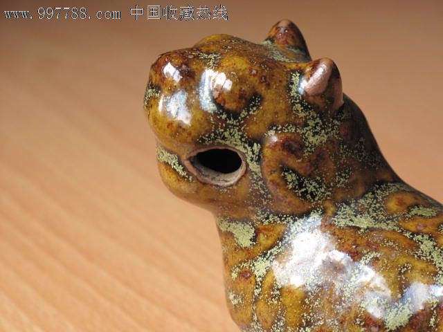 淄博瓷虎型硯滴 窯變花釉中的匠心與靈動